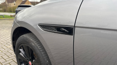 Jaguar F-Pace 2.0 D200 R-Dynamic Black 5dr Auto AWD Diesel Estate